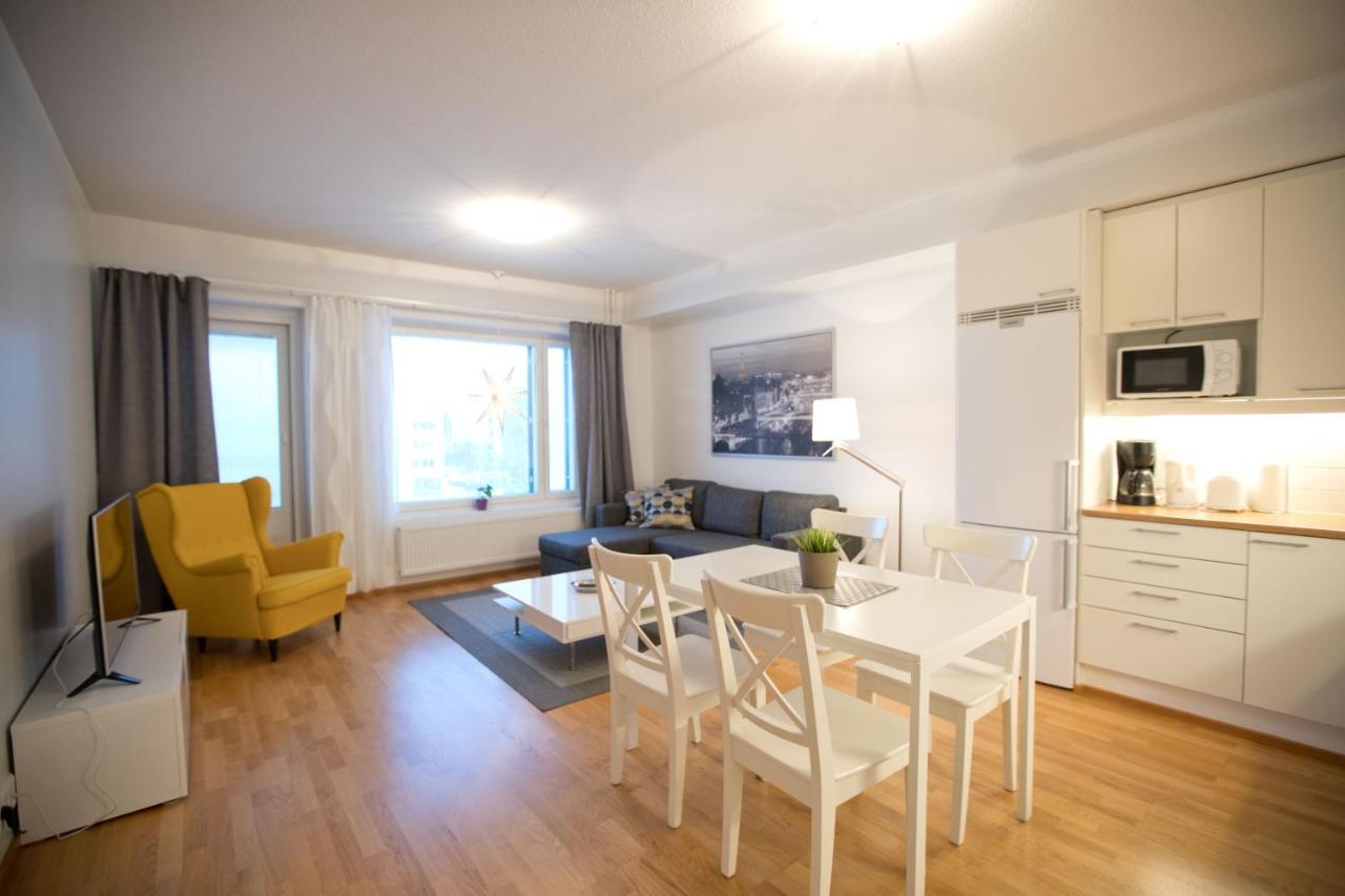 Majesteetti Apartments 罗瓦涅米 外观 照片